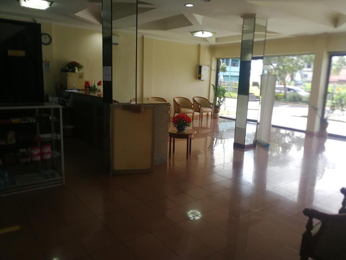 Hotel Mayang Sari 2 Джамби Экстерьер фото