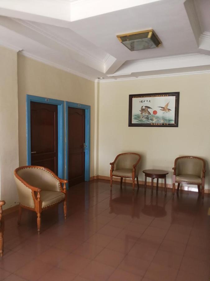 Hotel Mayang Sari 2 Джамби Экстерьер фото